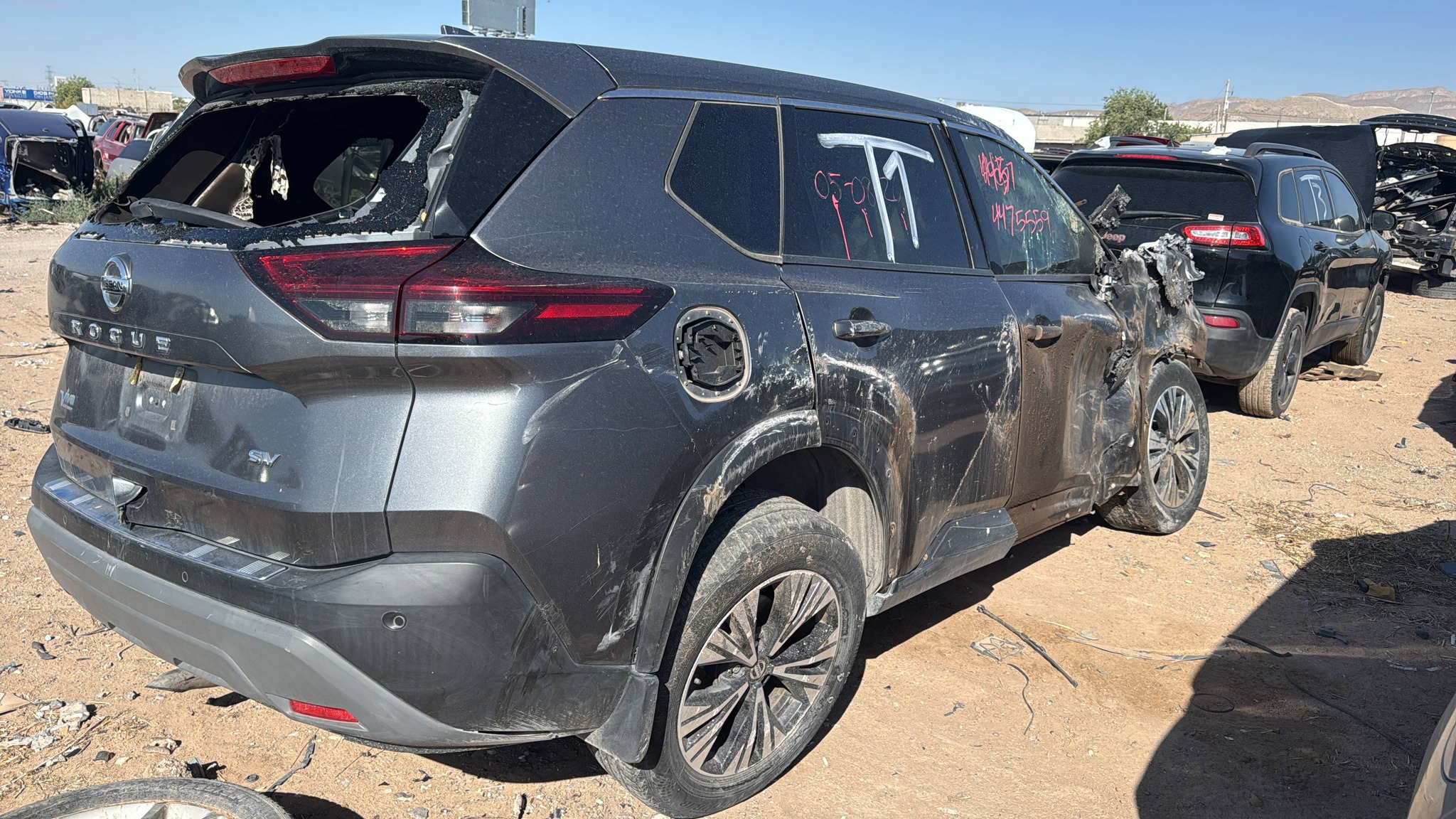Nissan Rogue 2020 SV para partes Derecha