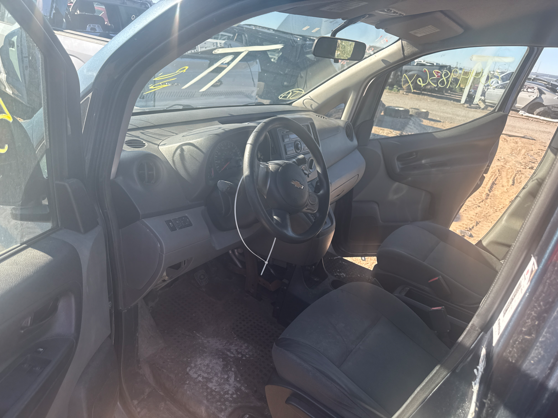Chevrolet City Express 2015 para partes Interior delantero