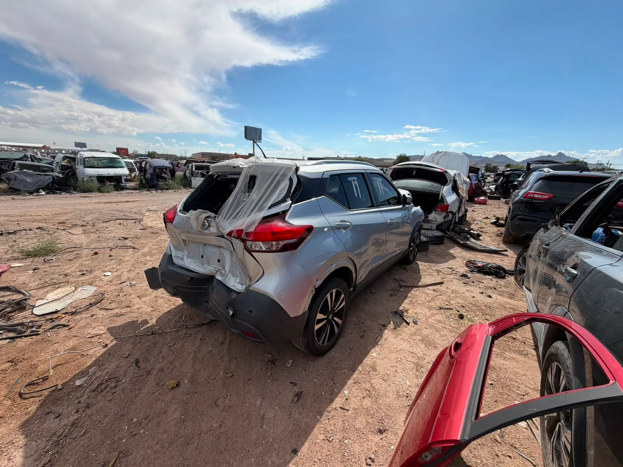 Nissan Kicks 2020 para partes Trasera