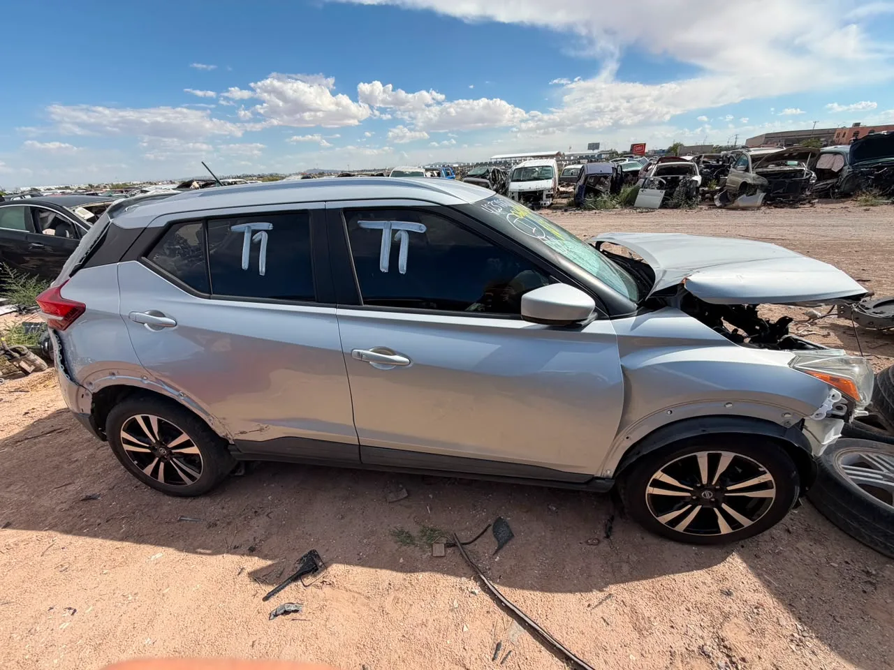 Nissan Kicks 2020 para partes Derecha