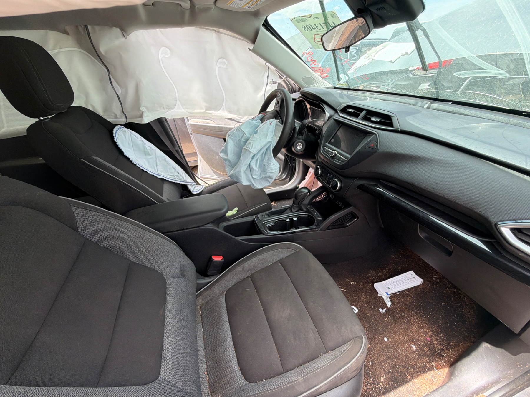 Chevrolet Trailblazer 2021 para partes Interior delantero