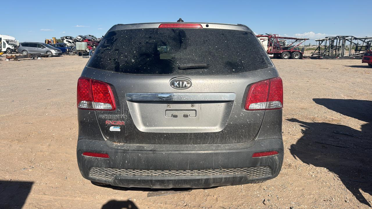 Kia Sorento 2011 para partes Trasera