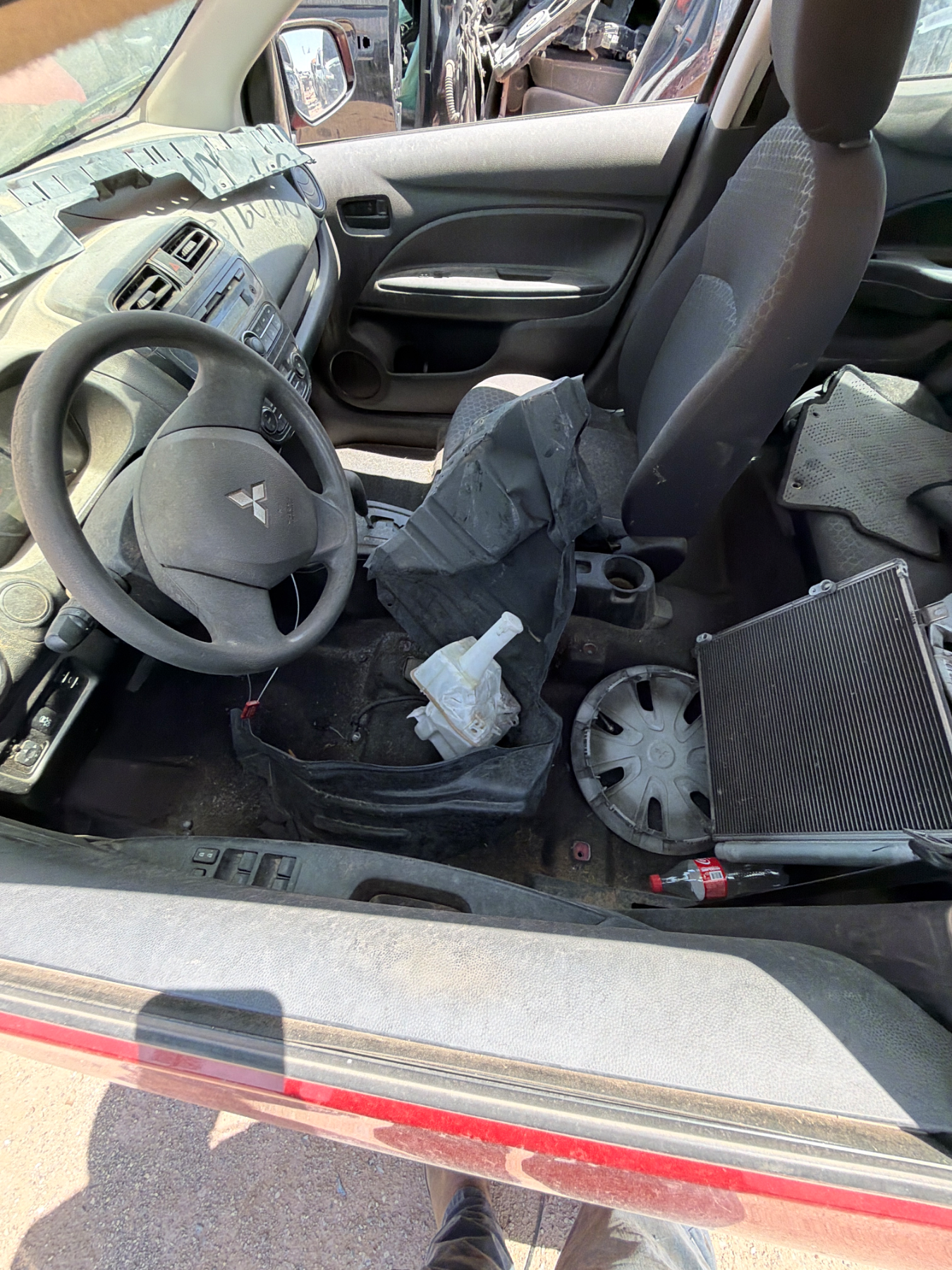 Mitsubishi Mirage 2016 para partes Interior delantero