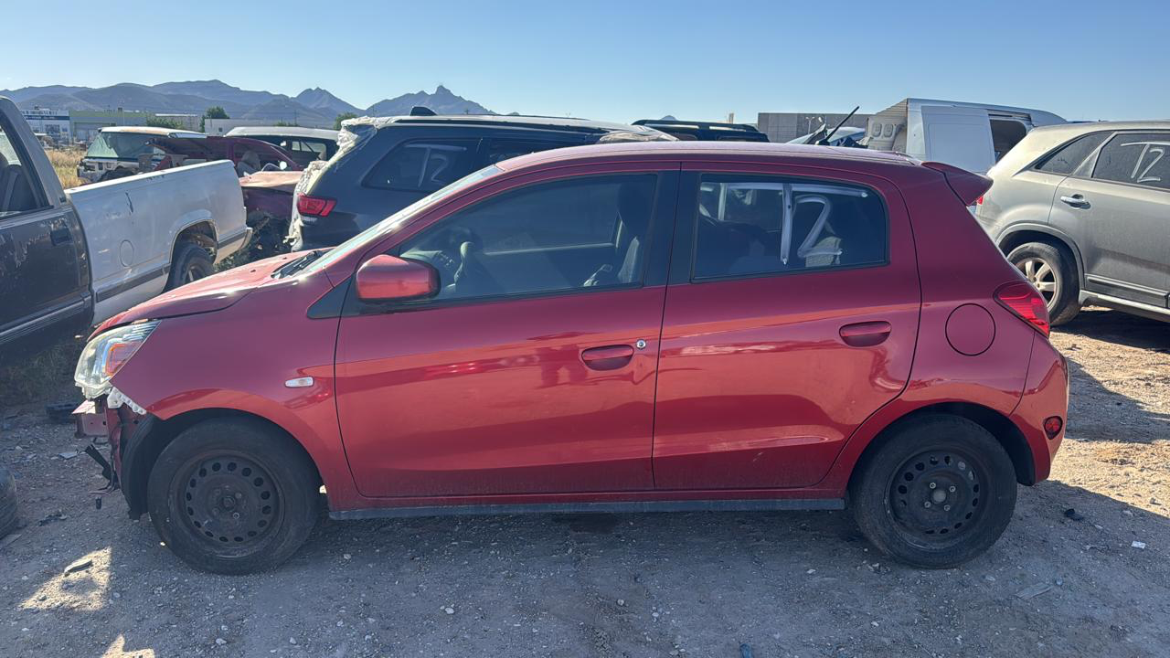 Mitsubishi Mirage 2016 para partes Izquierda