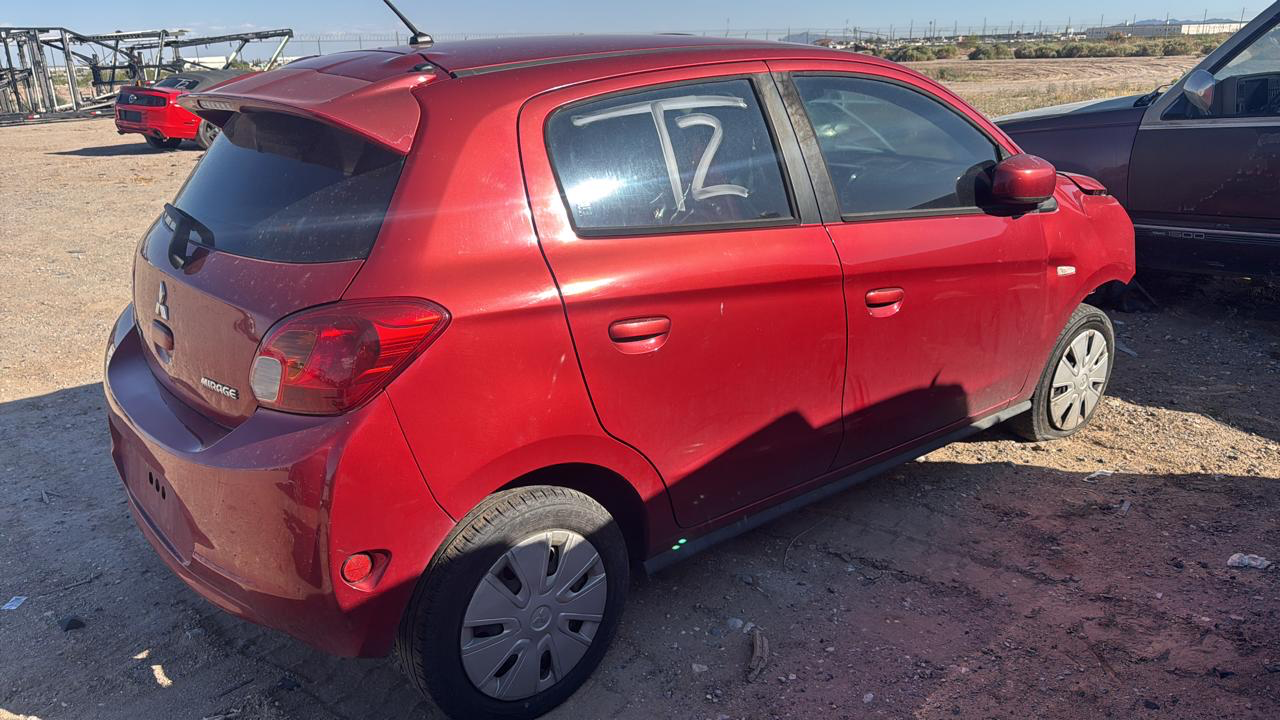 Mitsubishi Mirage 2016 para partes Derecha