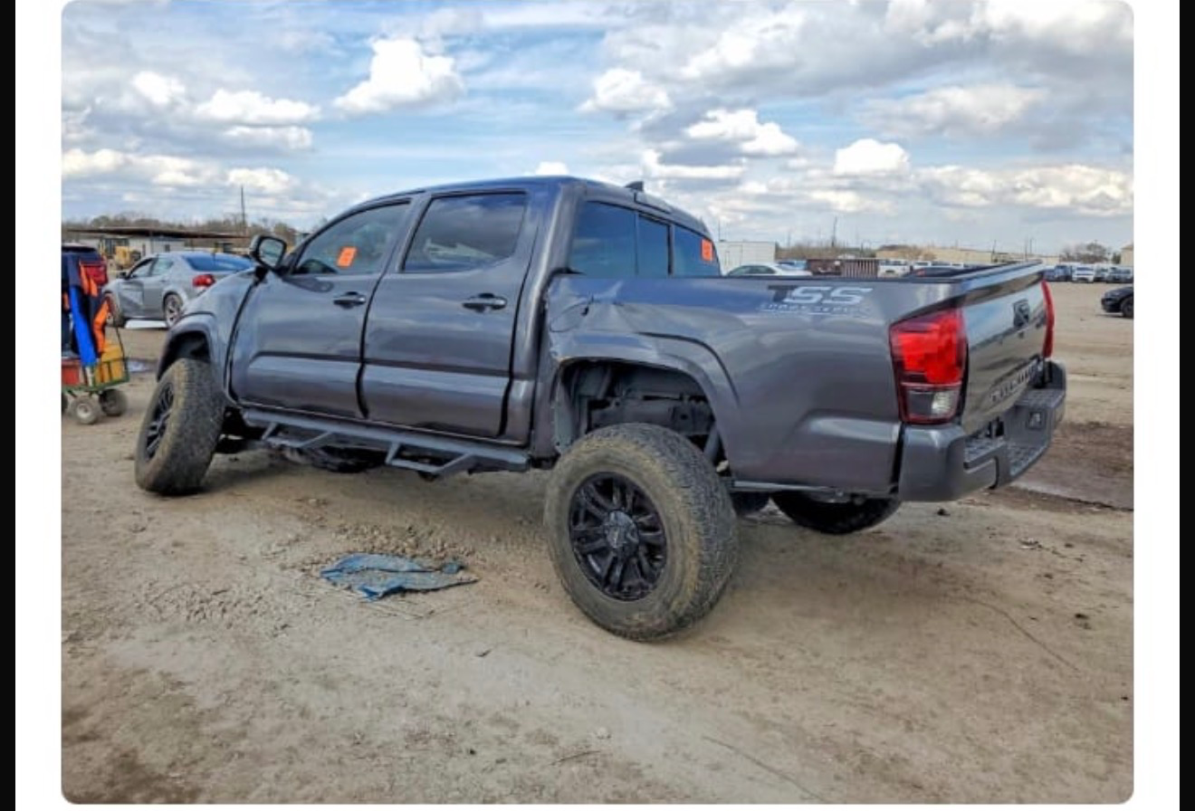 Toyota Tacoma 2.7 2018 para partes Izquierda