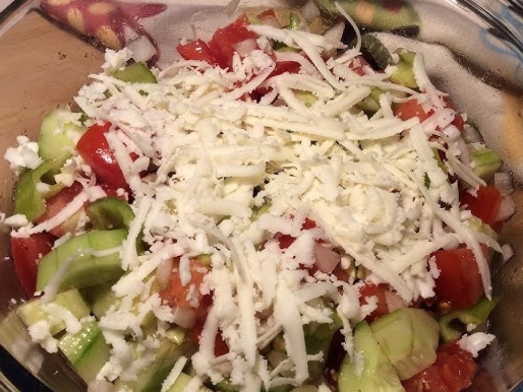 Şopska Salatası