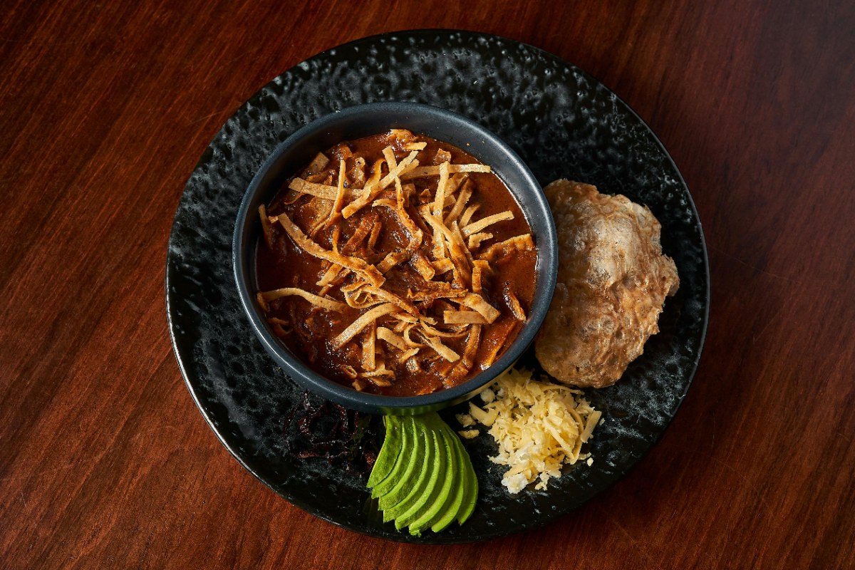 Sopa Negra (Siyah Fasulye Çorbası)
