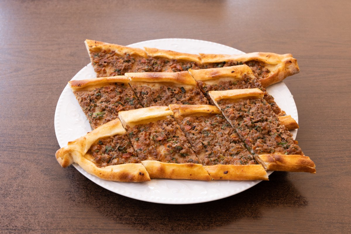 Sivas Etli Ekmeği