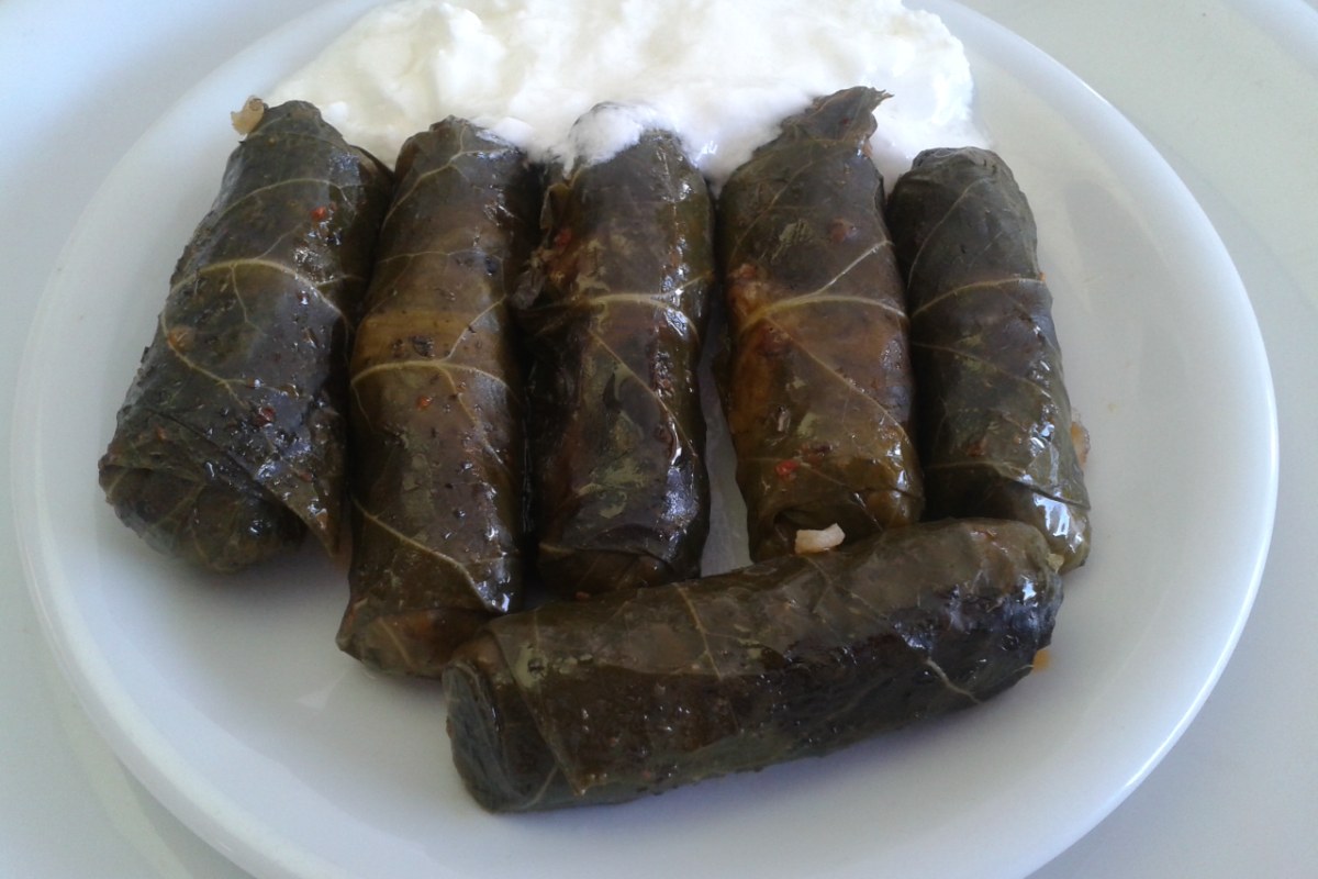 Karalahana Sarması