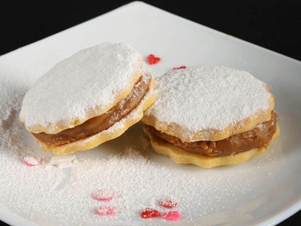 Alfajores (Arjantin Dulce de Leche Kurabiyesi)