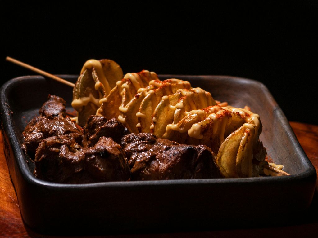 Anticuchos (Peru Ateşte Şiş)