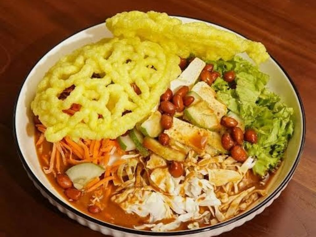 Asinan Betawi (Turşu Salatası)