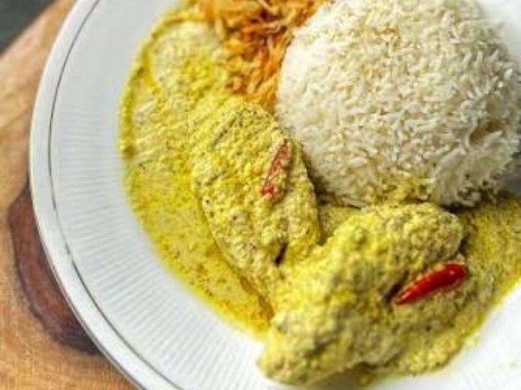 Bhapa Ilish (Buharda Hilsa)