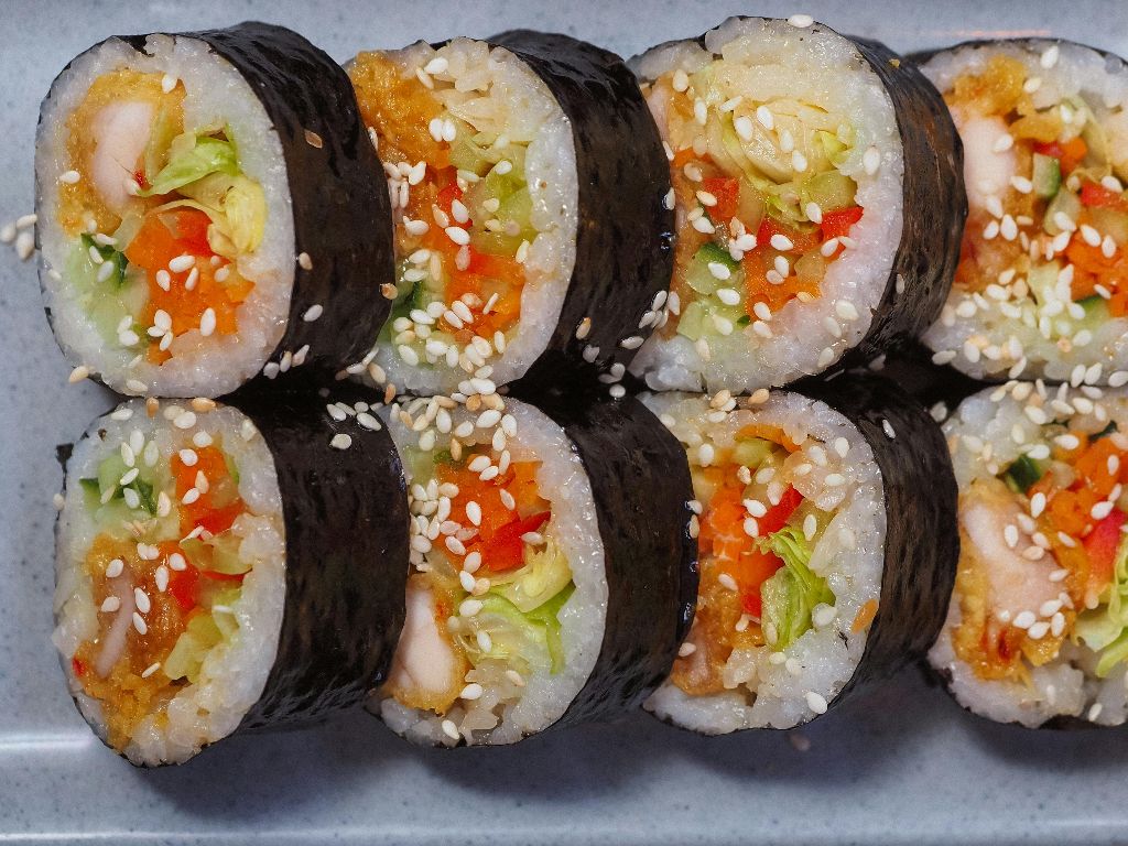 Gimbap (Kore Pirinç Rulosu)