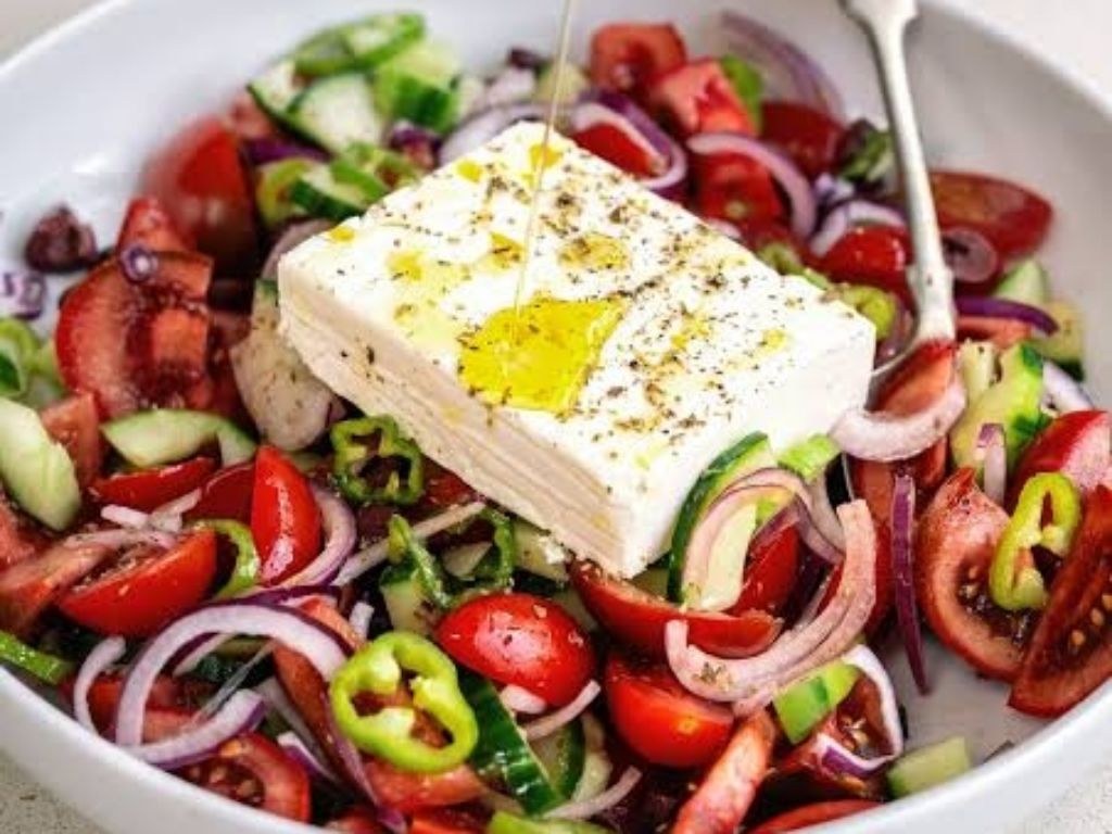 Horiatiki (Yunan Salatası)