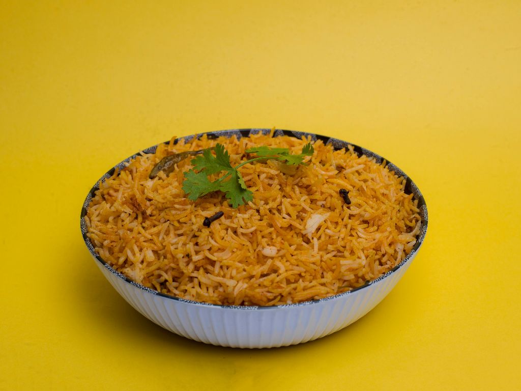 Jollof Rice (Batı Afrika Pirinç Yemeği)