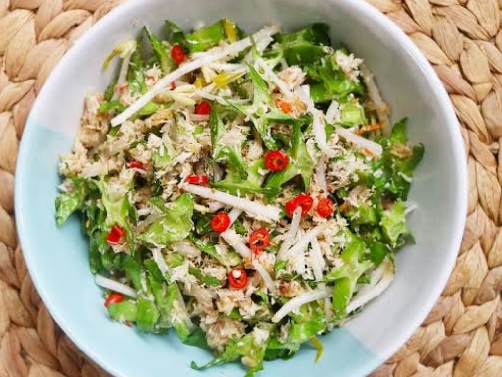 Kerabu (Tropikal Herb Salatası)