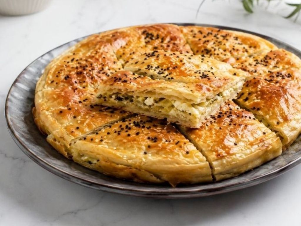 Muğla Çökelek Böreği