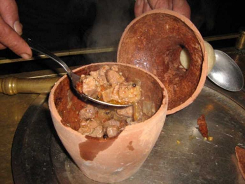 Nevşehir Testi Kebabı