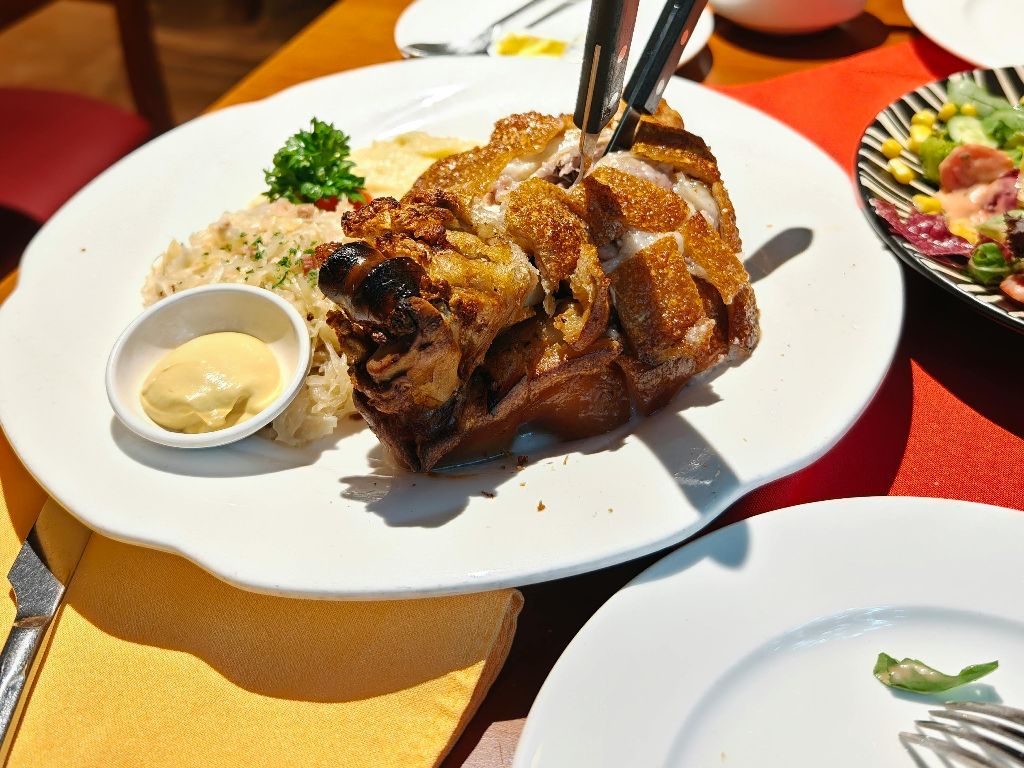Schweinshaxe