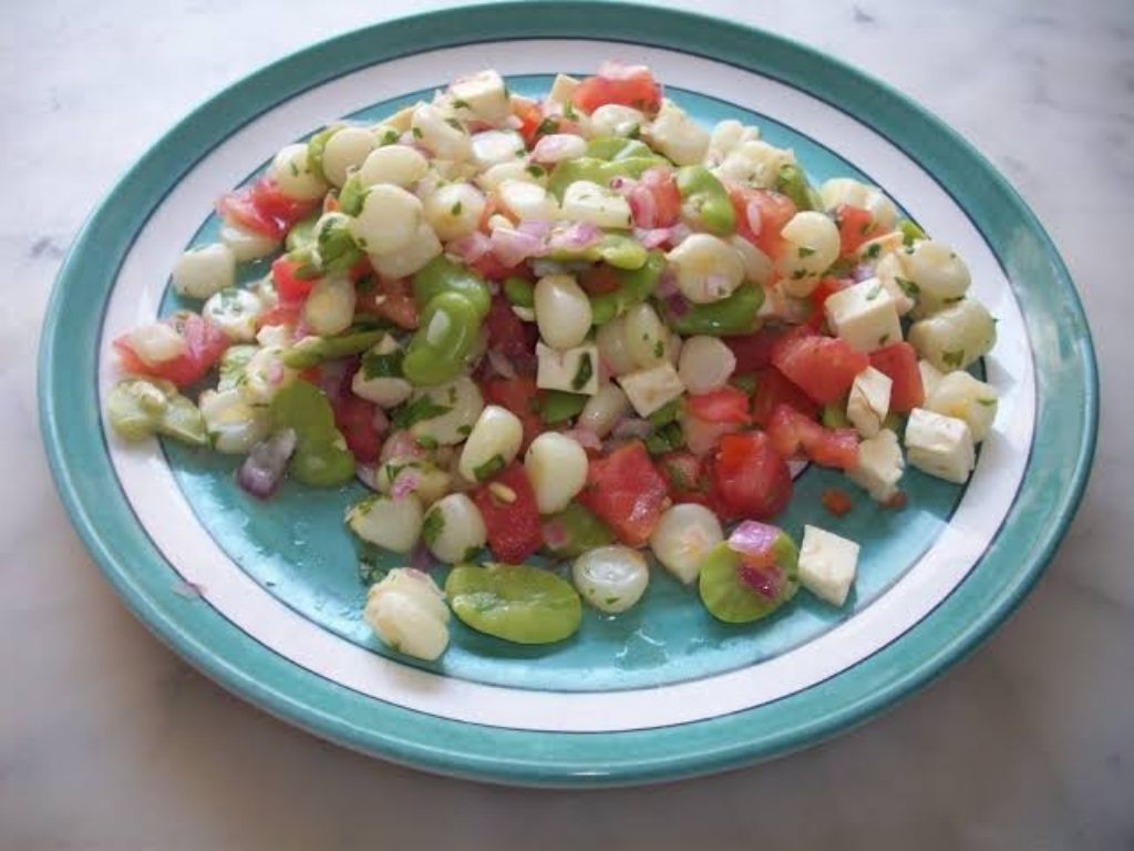 Solterito (Perulu Mısır Salatası)