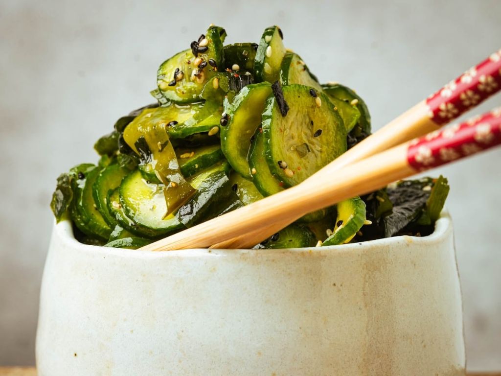 Sunomono (Salatalık Salatası)