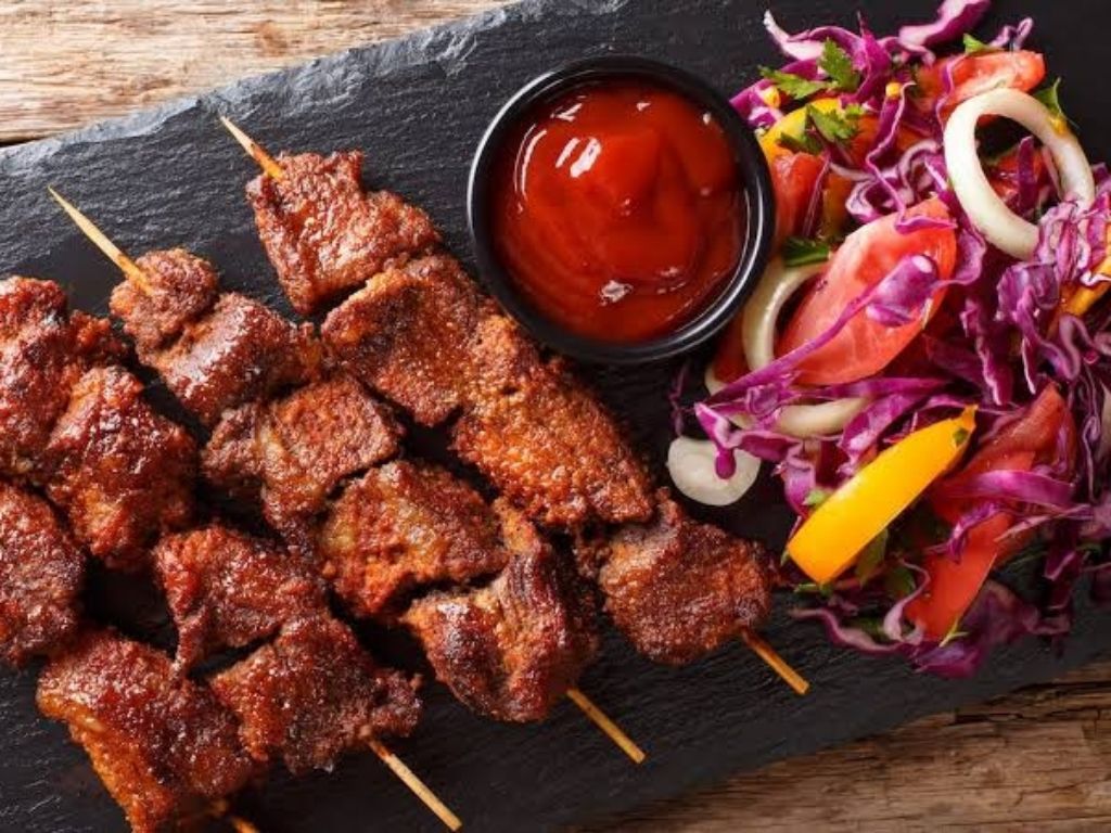 Suya (Nijerya Izgara Et Şişi)