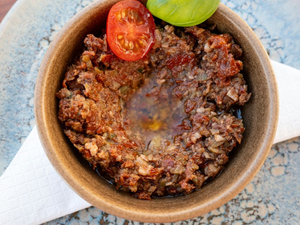 Tapenade Provençale (Zeytin Ezmesi)