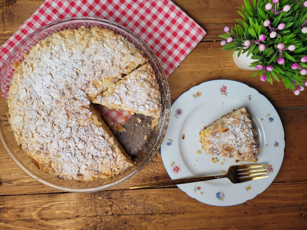 Torta della Nonna (Büyükannenin Turtası)