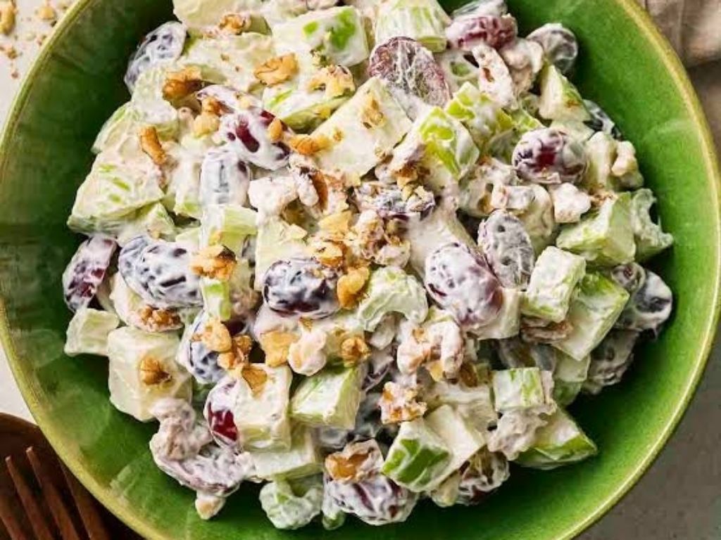 Waldorf Salatası