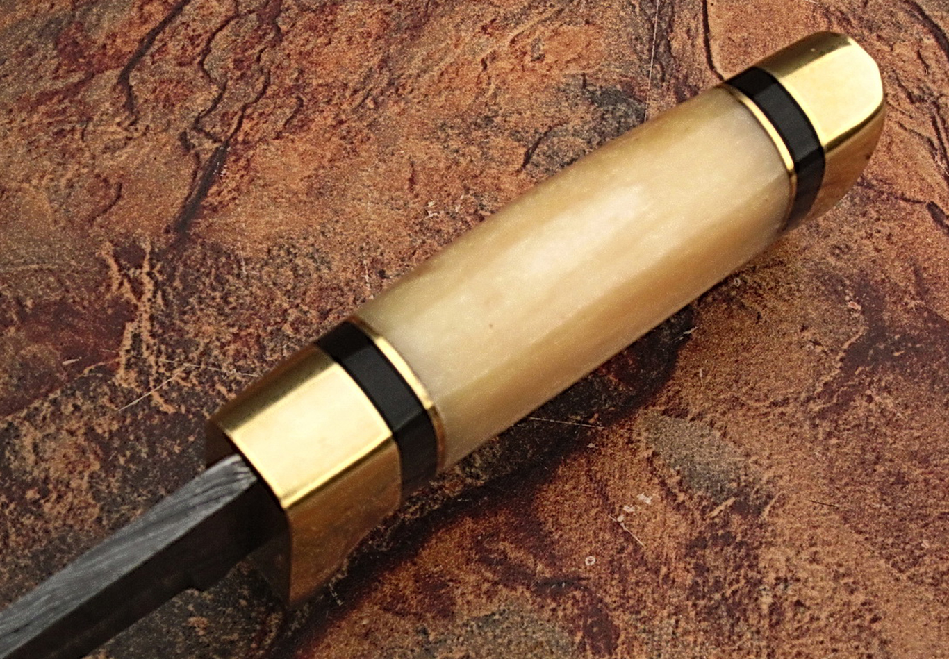 Damascus steel hunting knife with Camel Bone Handle & Brass Bolster