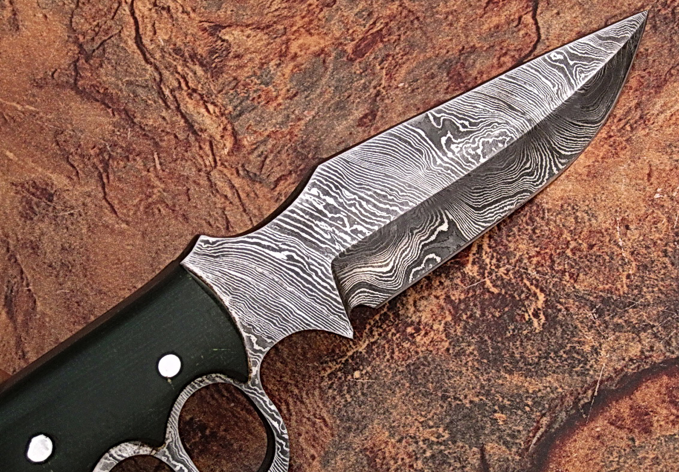 Damascus steel hunting Trench knife with Damascus steel Blade & Knuckles