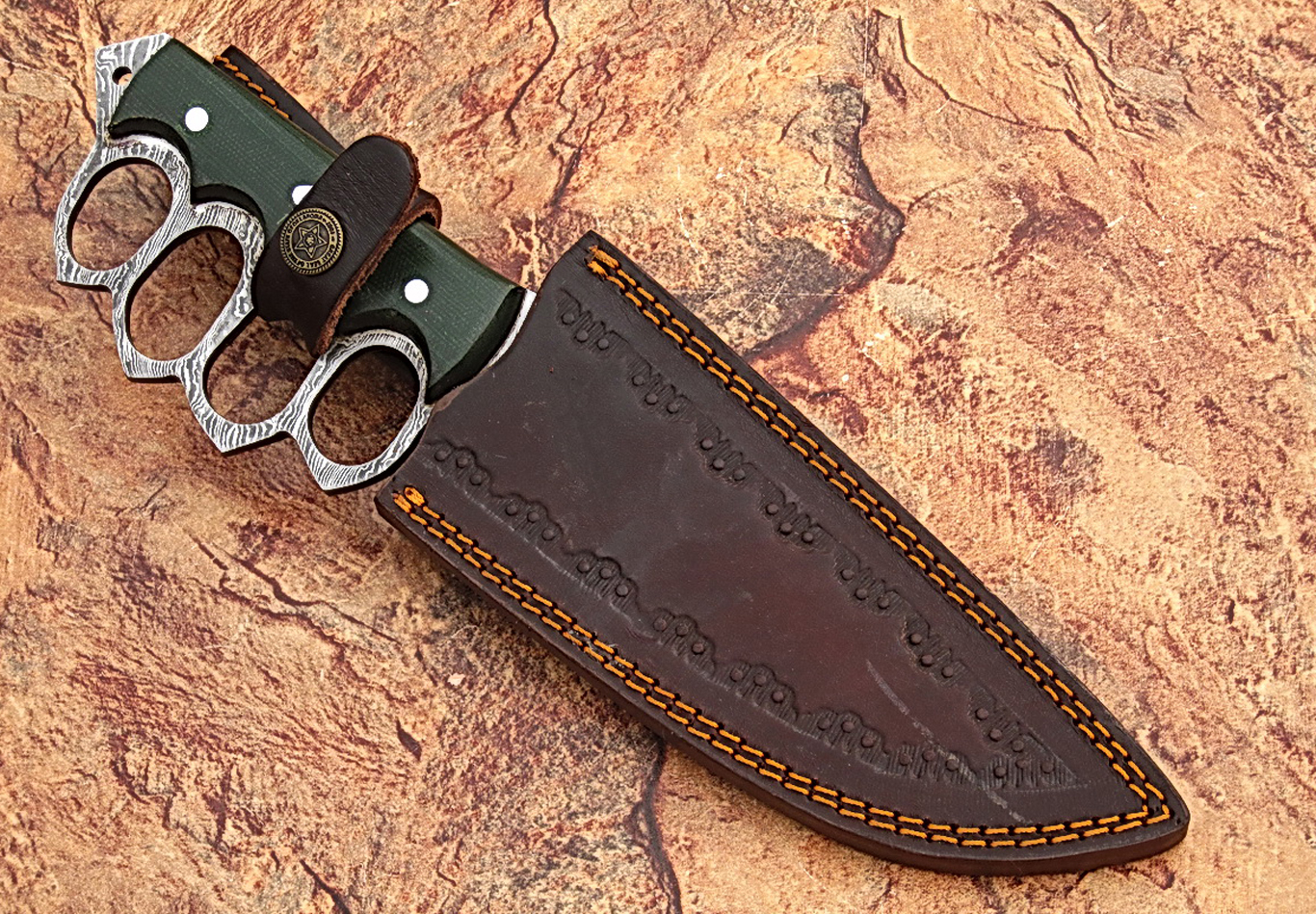 Damascus steel hunting Trench knife with Damascus steel Blade & Knuckles