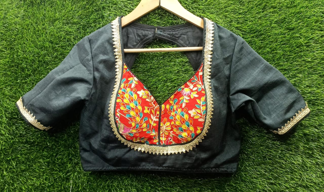 front designed patterned blouse