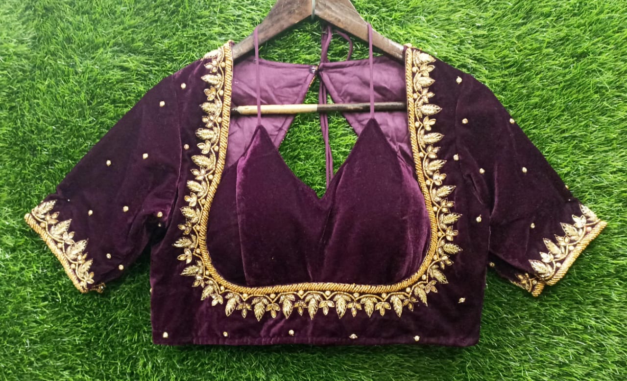 velvet embroider blouse