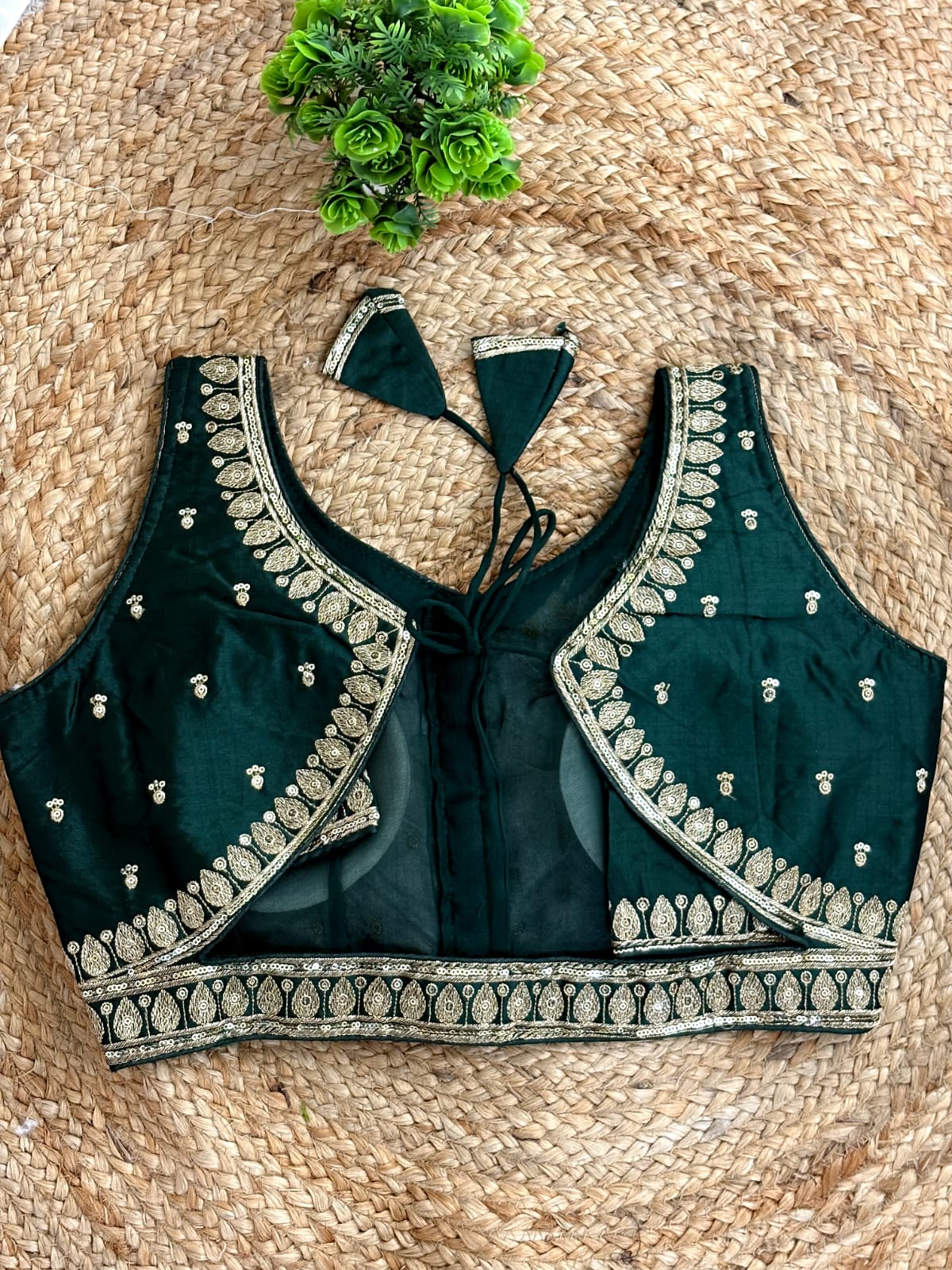 Sleeveless Blouse