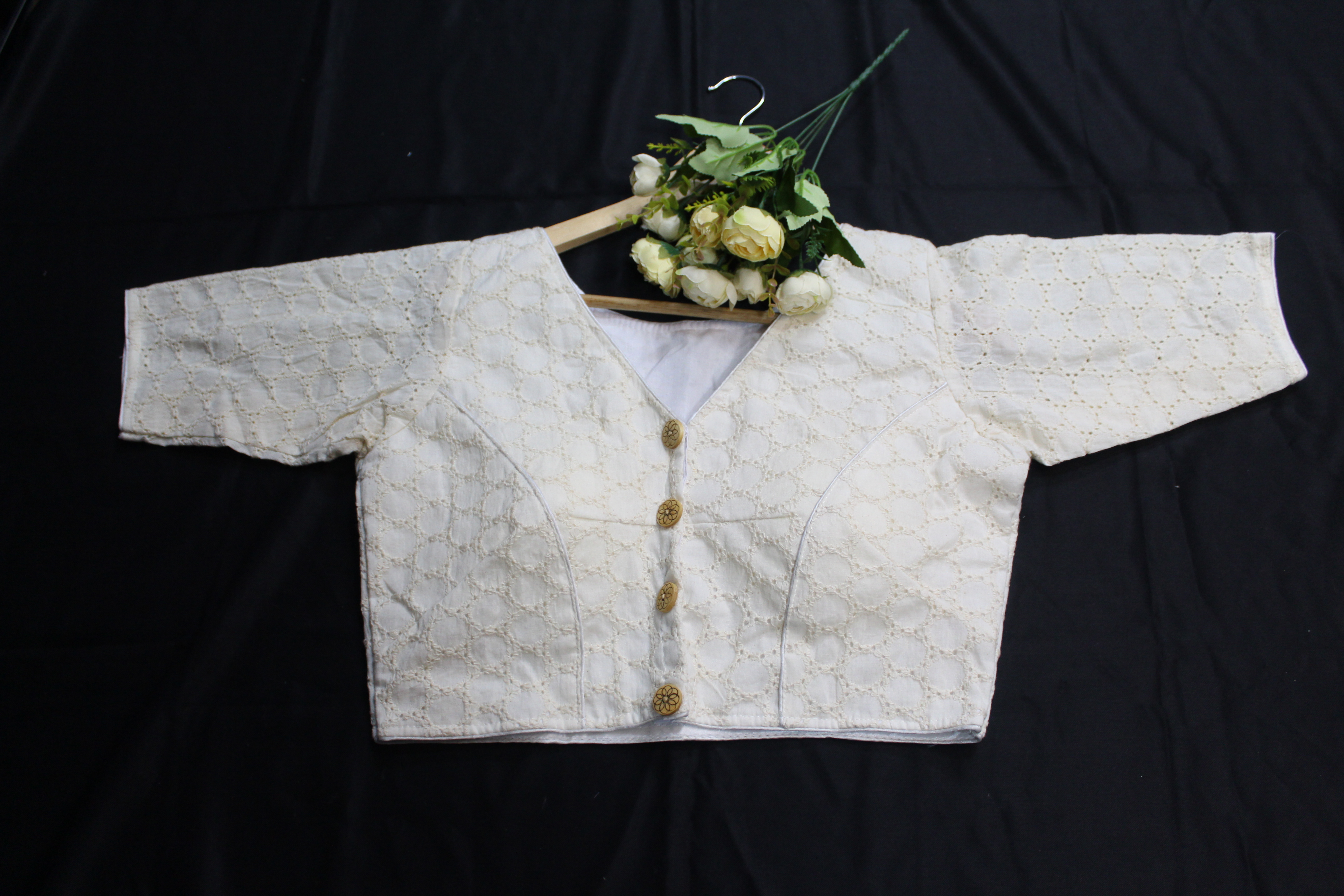 basic white blouse - Thumbnail 3