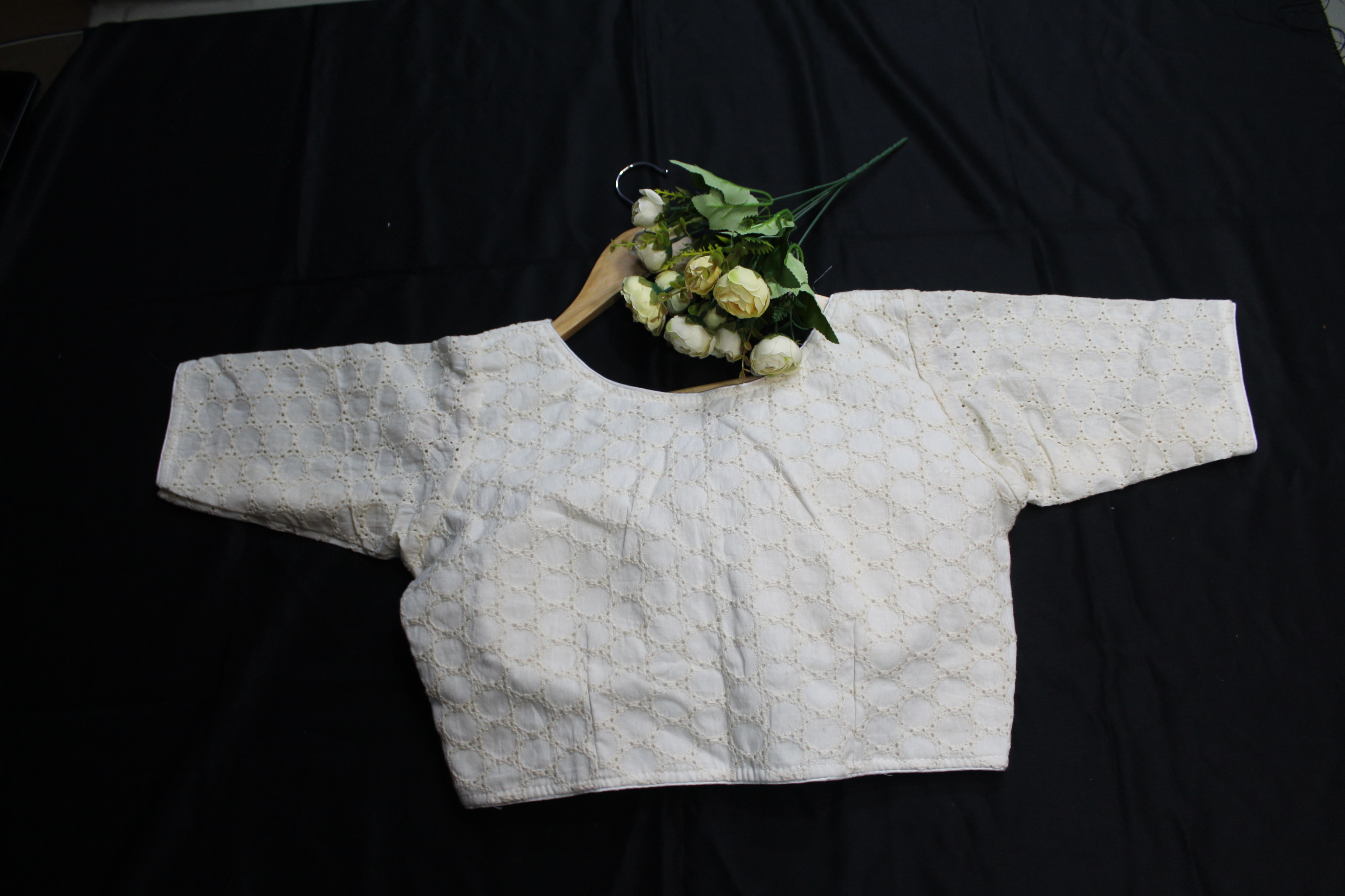 basic white blouse - Thumbnail 2