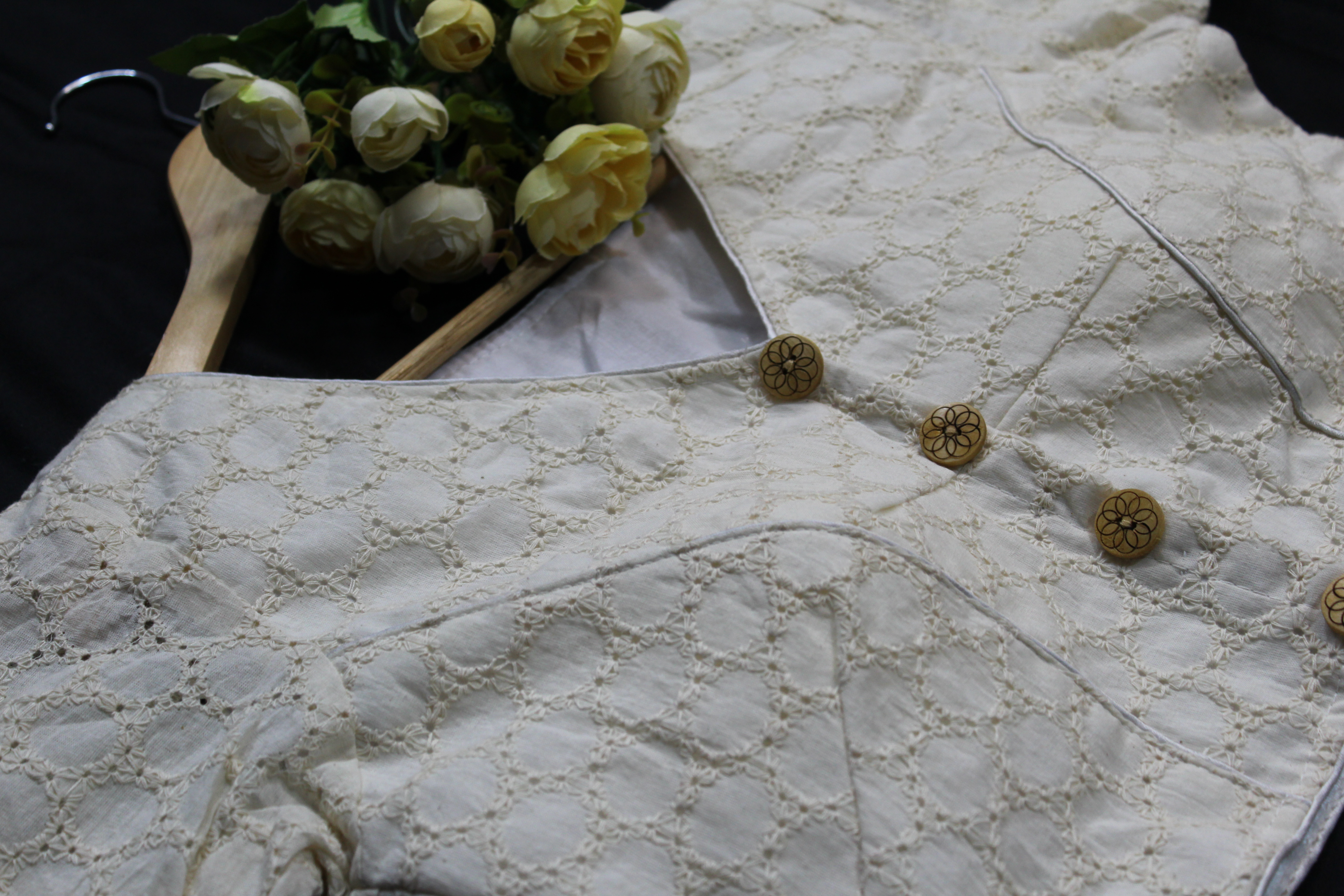 basic white blouse - Thumbnail 8
