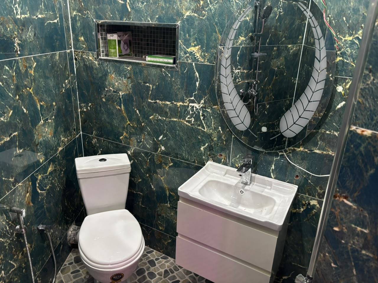 Gallery image 10