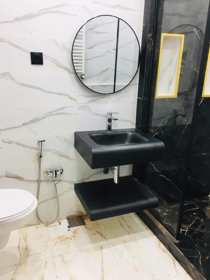 Gallery image 11