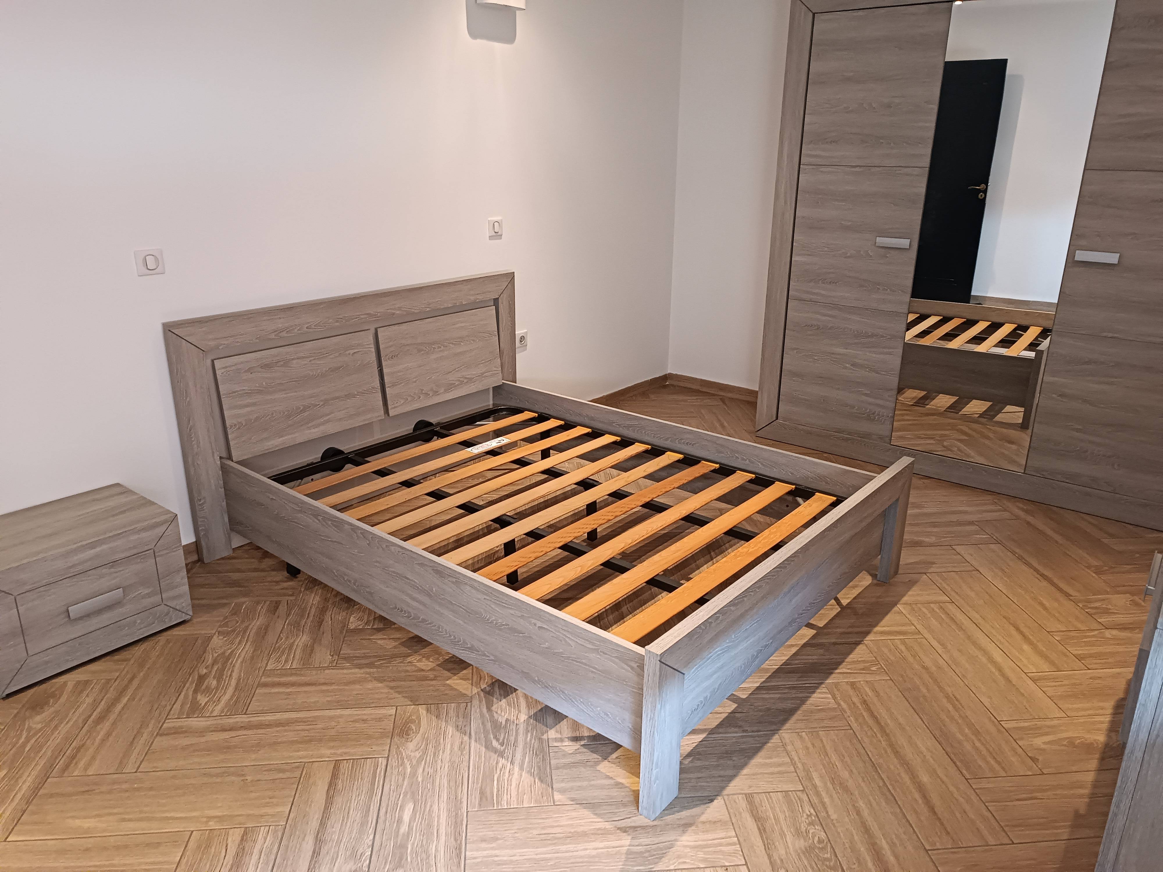 Gallery image 12