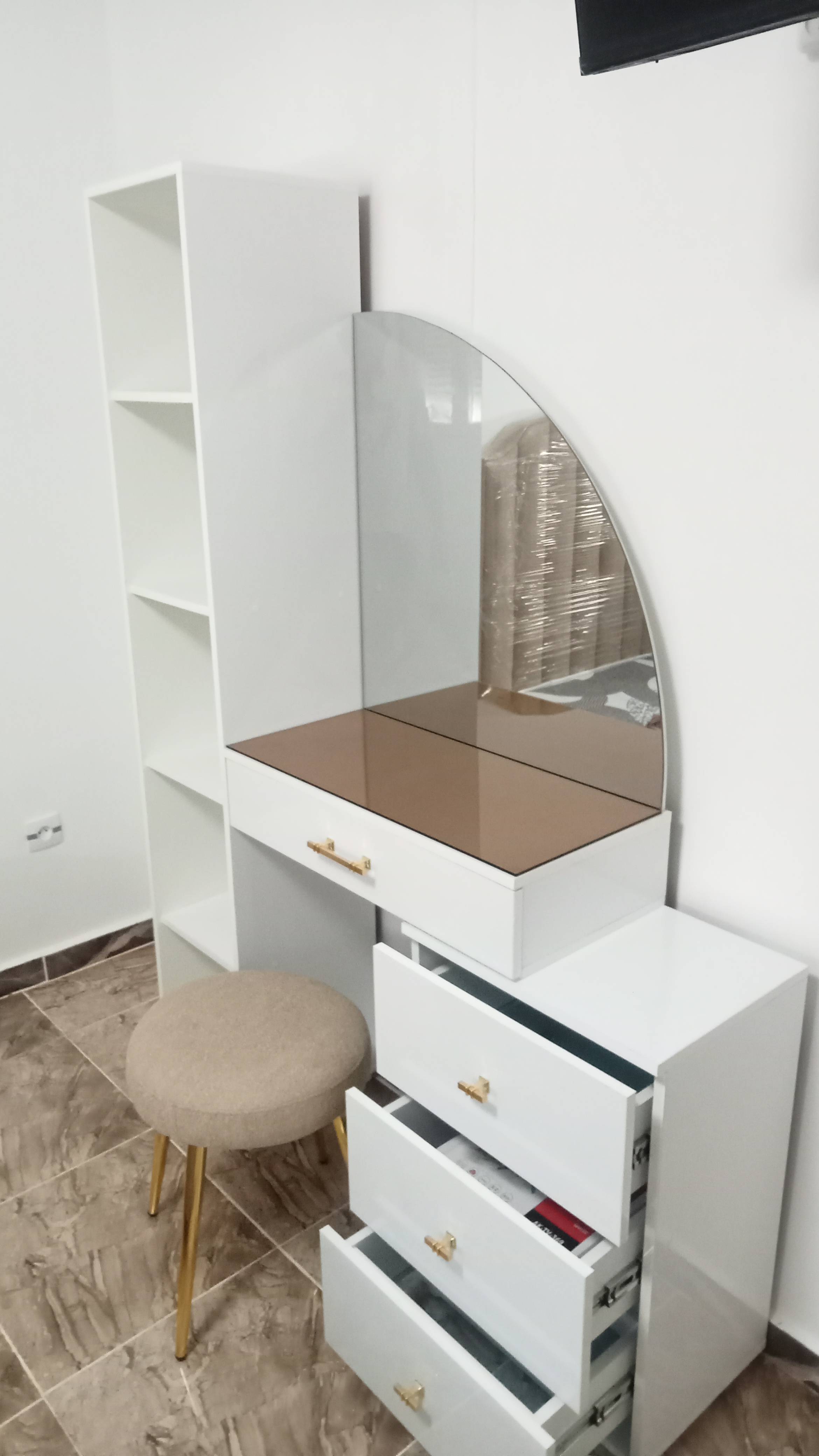 Gallery image 5