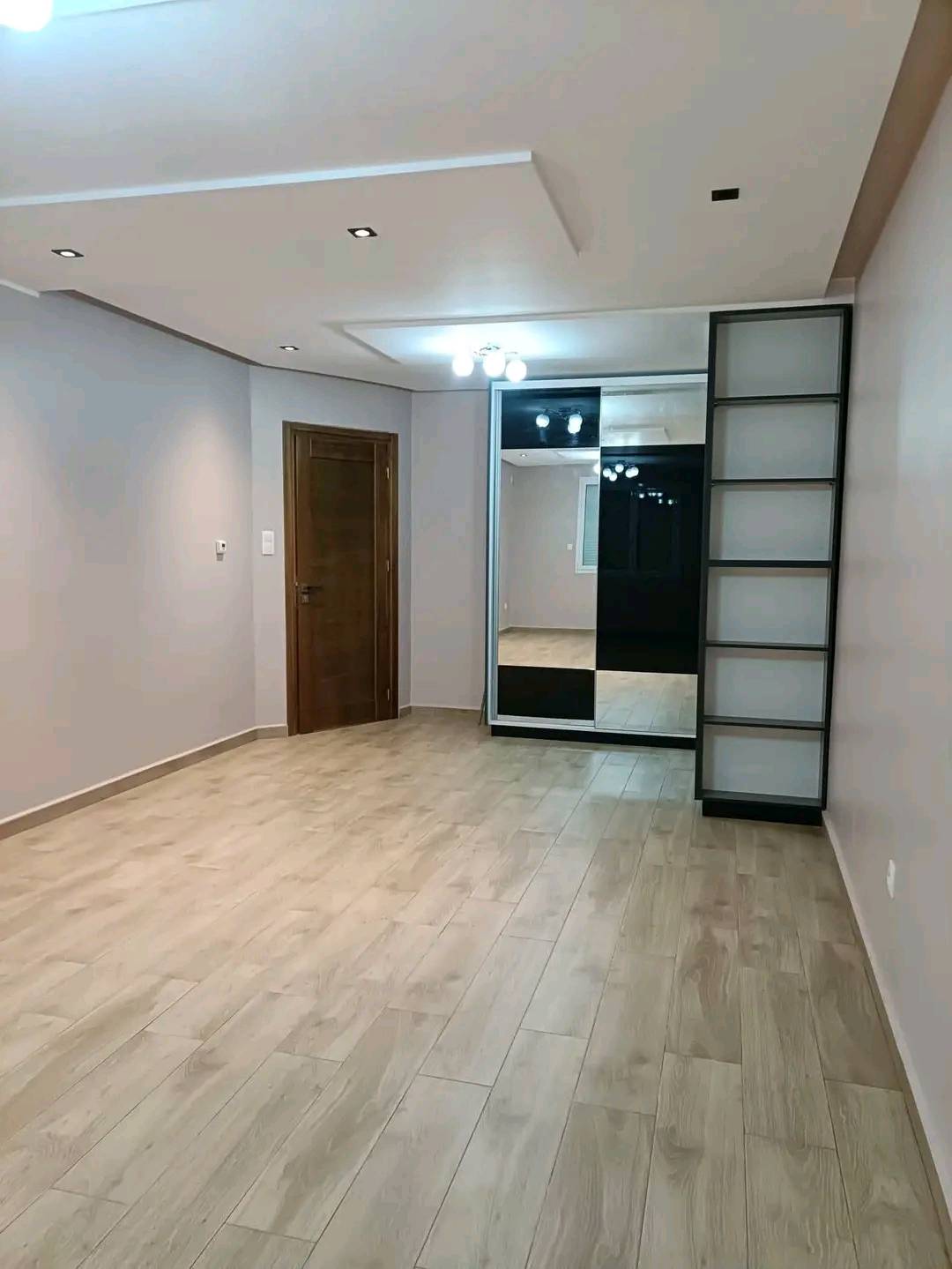 Gallery image 13