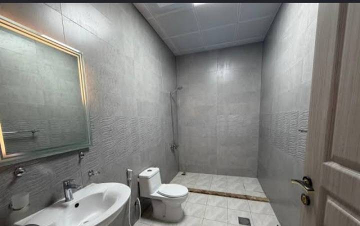 Gallery image 6