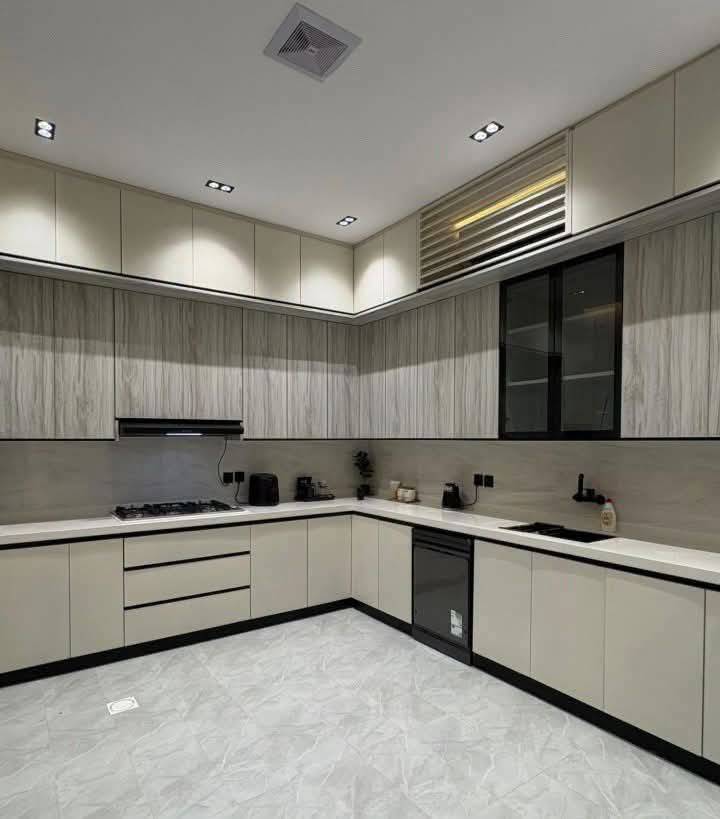 Gallery image 9