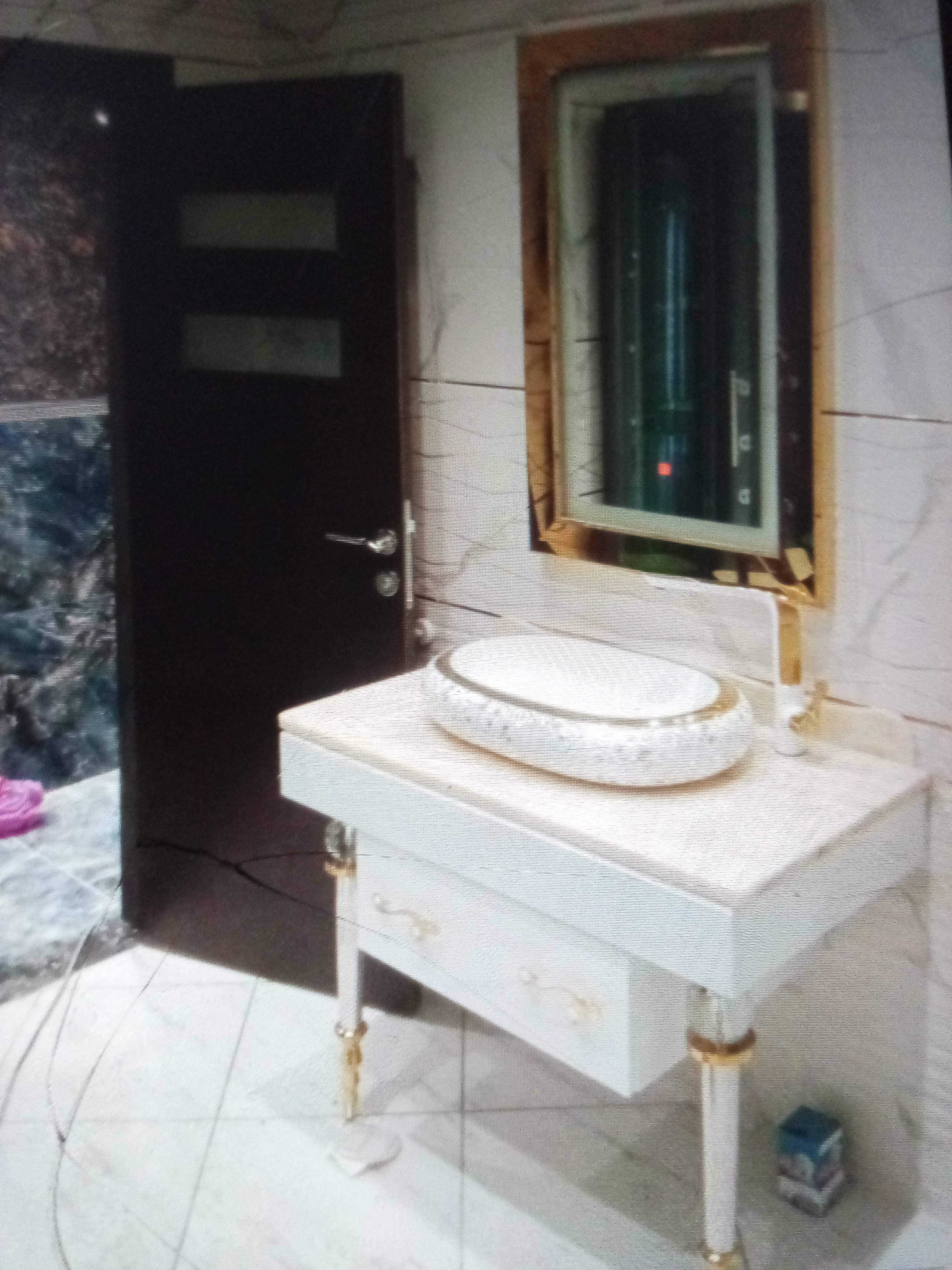 Gallery image 10