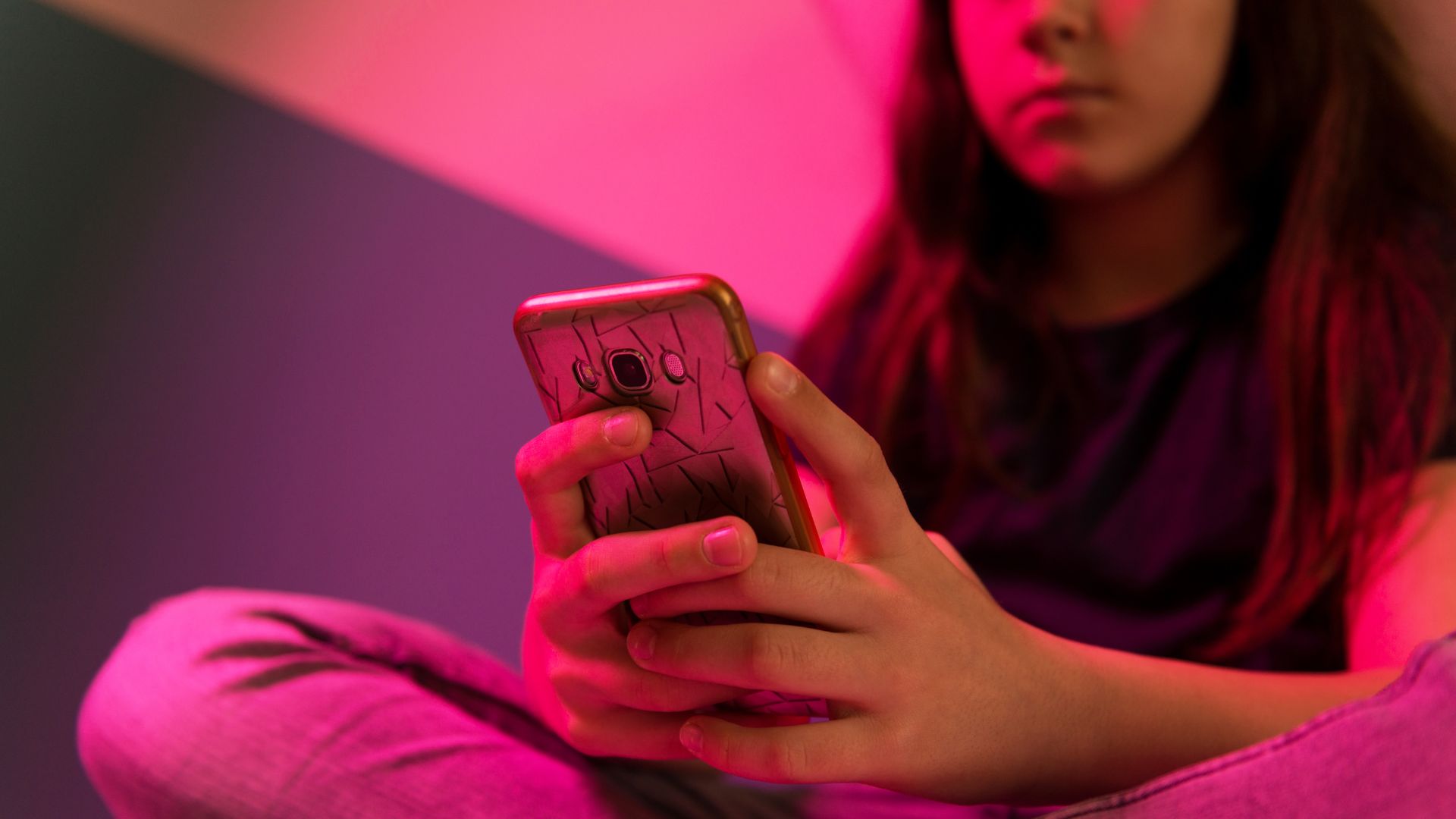 OnlyFans: cos'è e cosa devi sapere come genitore