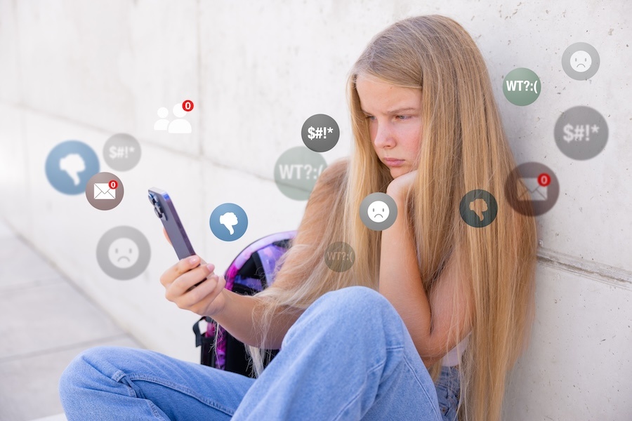 Pesten en cyberpesten: hoe herken je het en hoe bescherm je je kind?